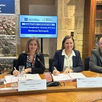 signature de convention par Stéphanie Fazi-Leblanc et Christine Bost